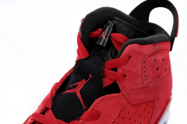 HYPE Jordan Toro CT8529-600 Air 6 0723